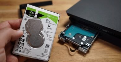 ¿Qué tipo de disco duro usa el PS4?